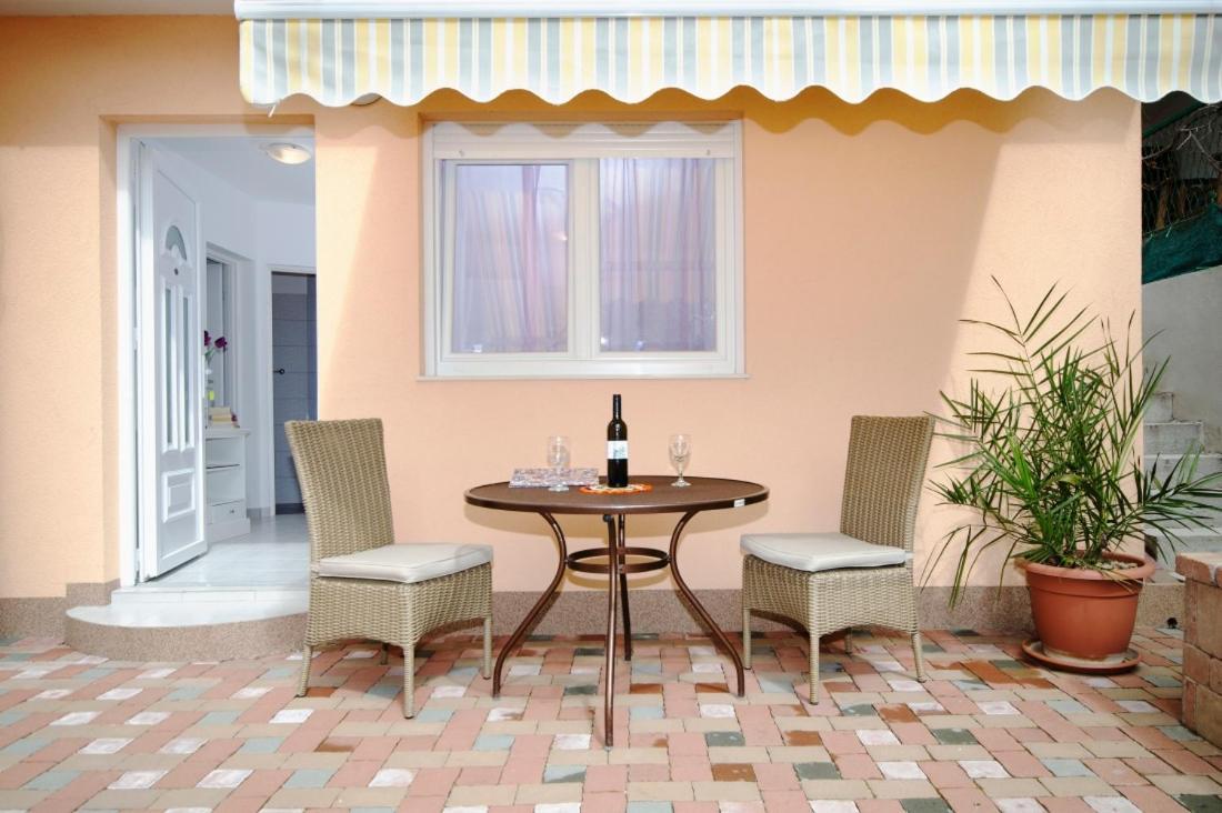 Apartments Jana Makarska Exterior photo
