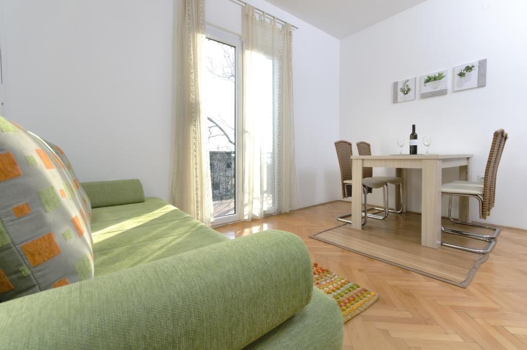 Apartments Jana Makarska Room photo