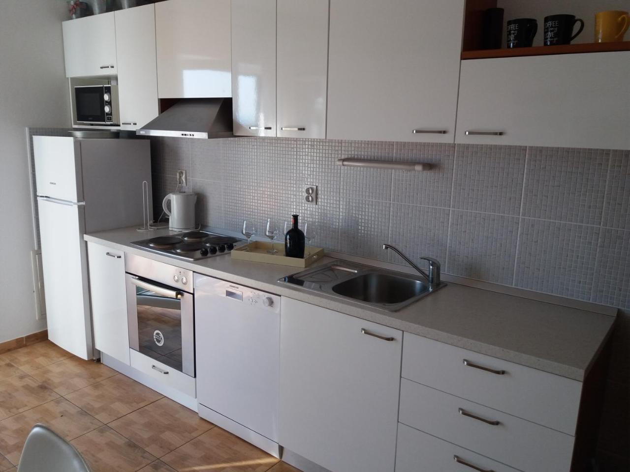 Apartments Jana Makarska Exterior photo
